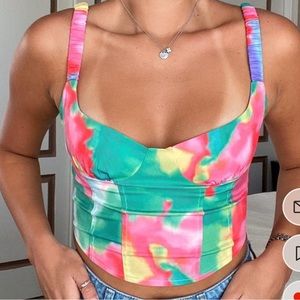 Verge girl colorful top